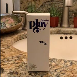 Glossier Play Blade